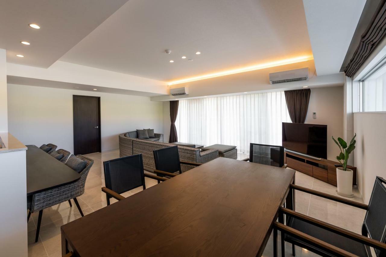 Condo Royal Ryu Kyu Тятан Экстерьер фото